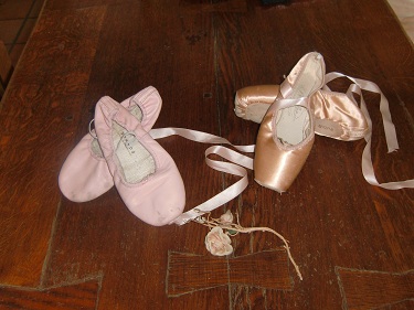 articles de danse: chaussons de danse: demi-pointes et pointes